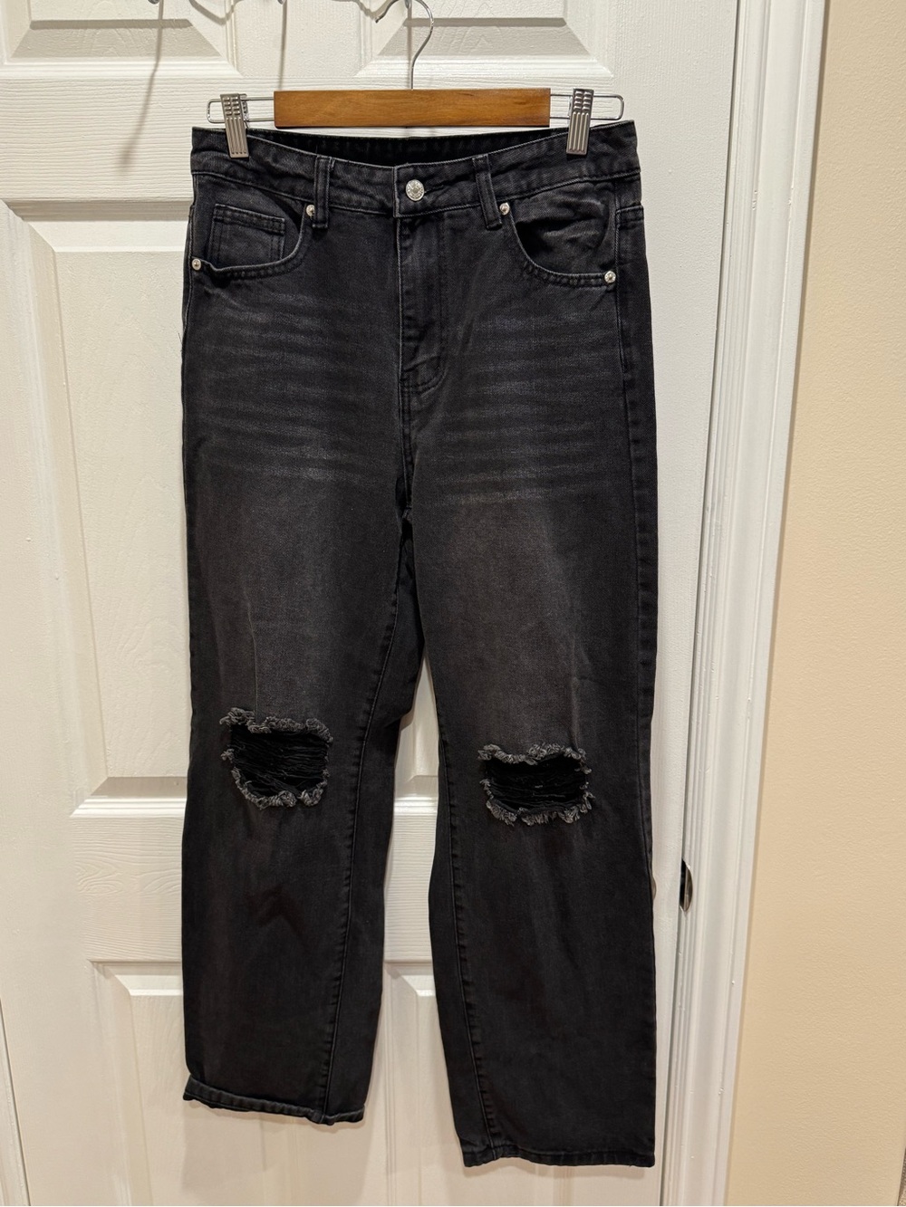 SHEIN Distressed Jeans